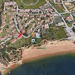 Be Happy Senhora Da Rocha Apartment