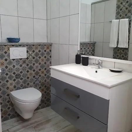 Apartment Be Happy Senhora Da Rocha Porches (Algarve)